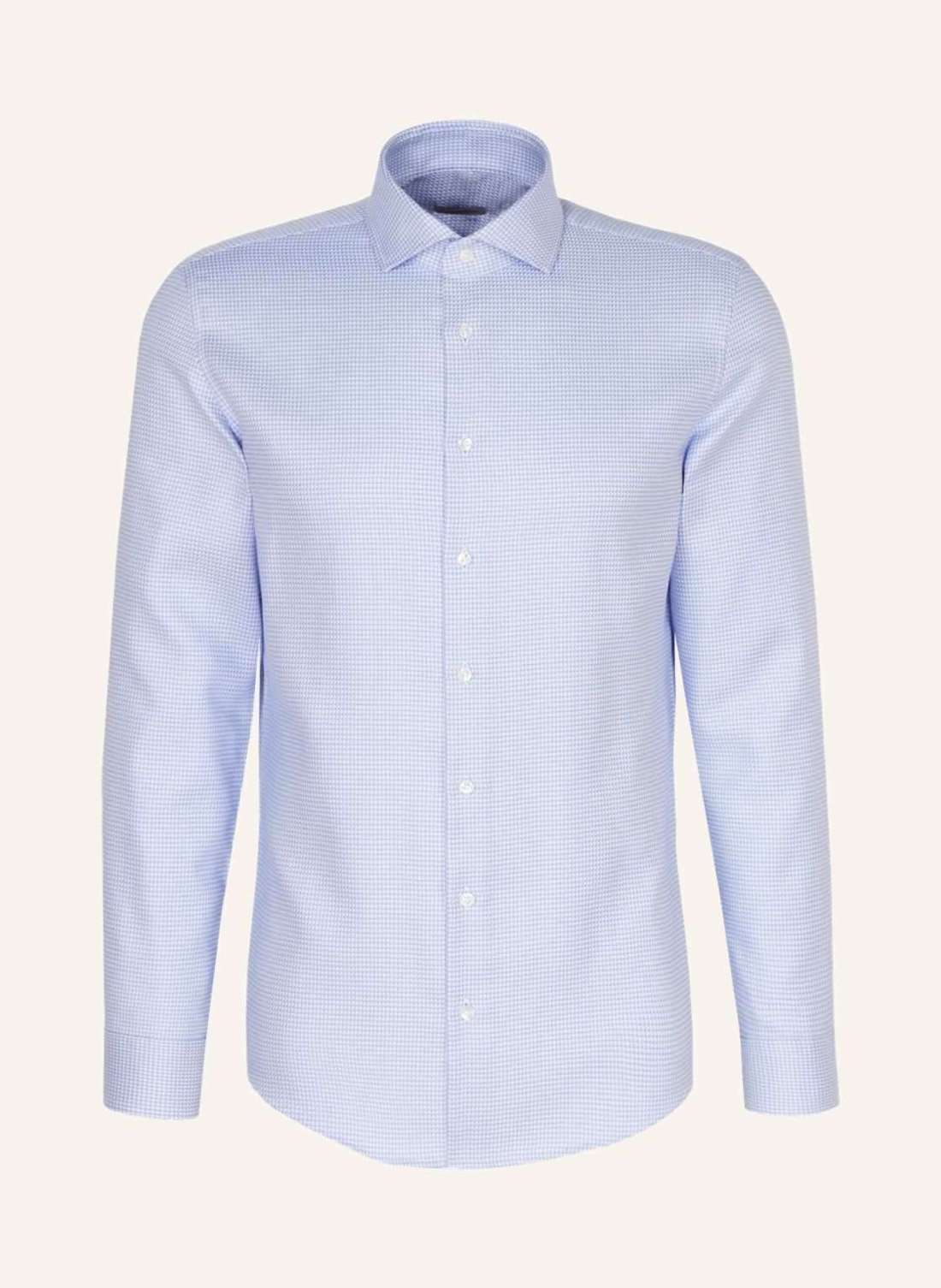 Деловая рубашка приталенного кроя