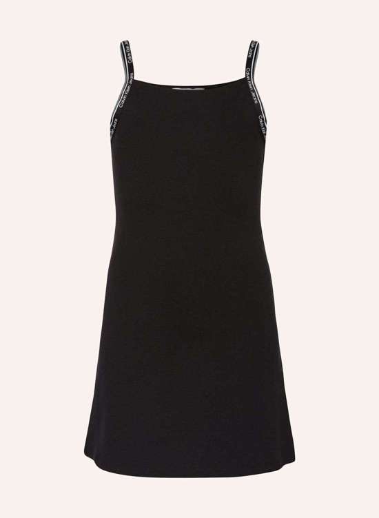 Трикотажное платье