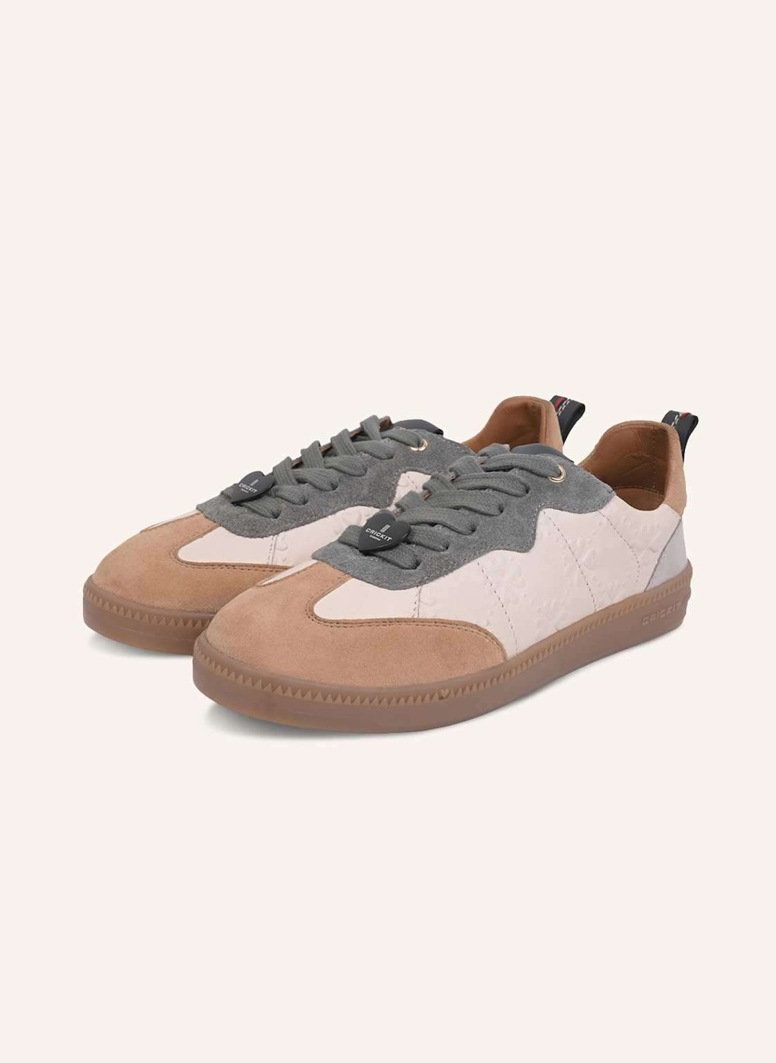 Кроссовки PERLA