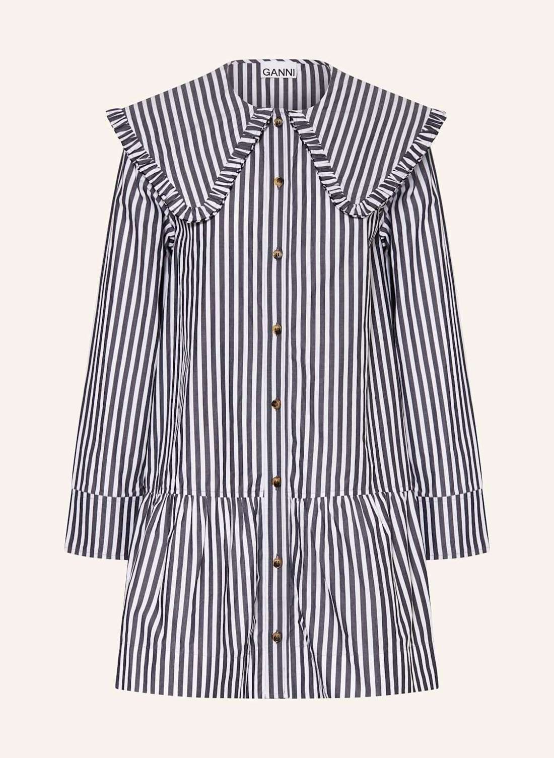 Платье с рюшами