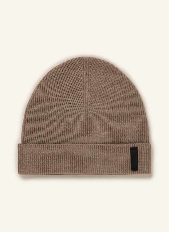 Шапка из мериносовой шерсти CALDU
