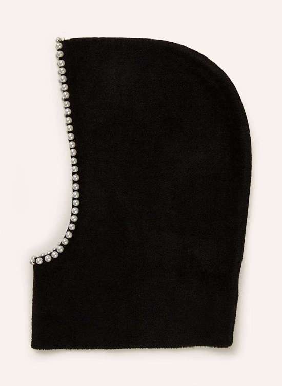 Балаклава с декоративными бусинами