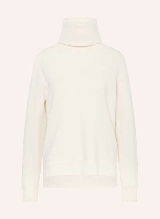 Пуловер с высоким воротником