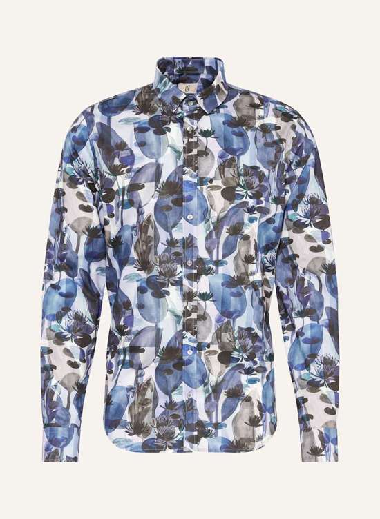 Рубашка очень узкого кроя