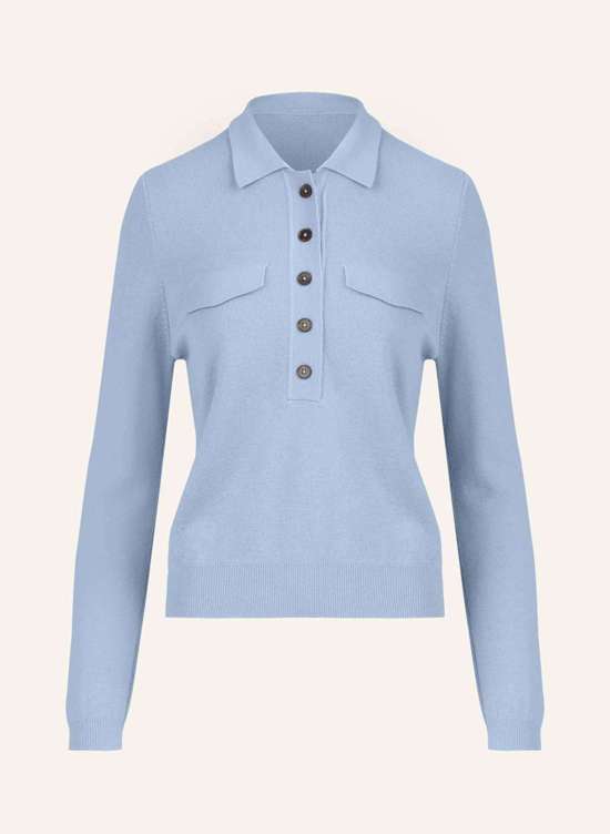 Свитер с пуговицами