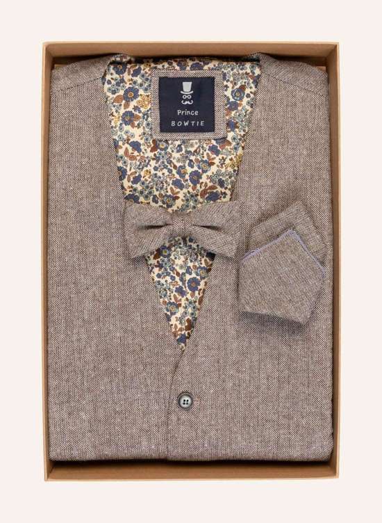 Комплект: костюмная жилетка, галстук-бабочка и нагрудный платок