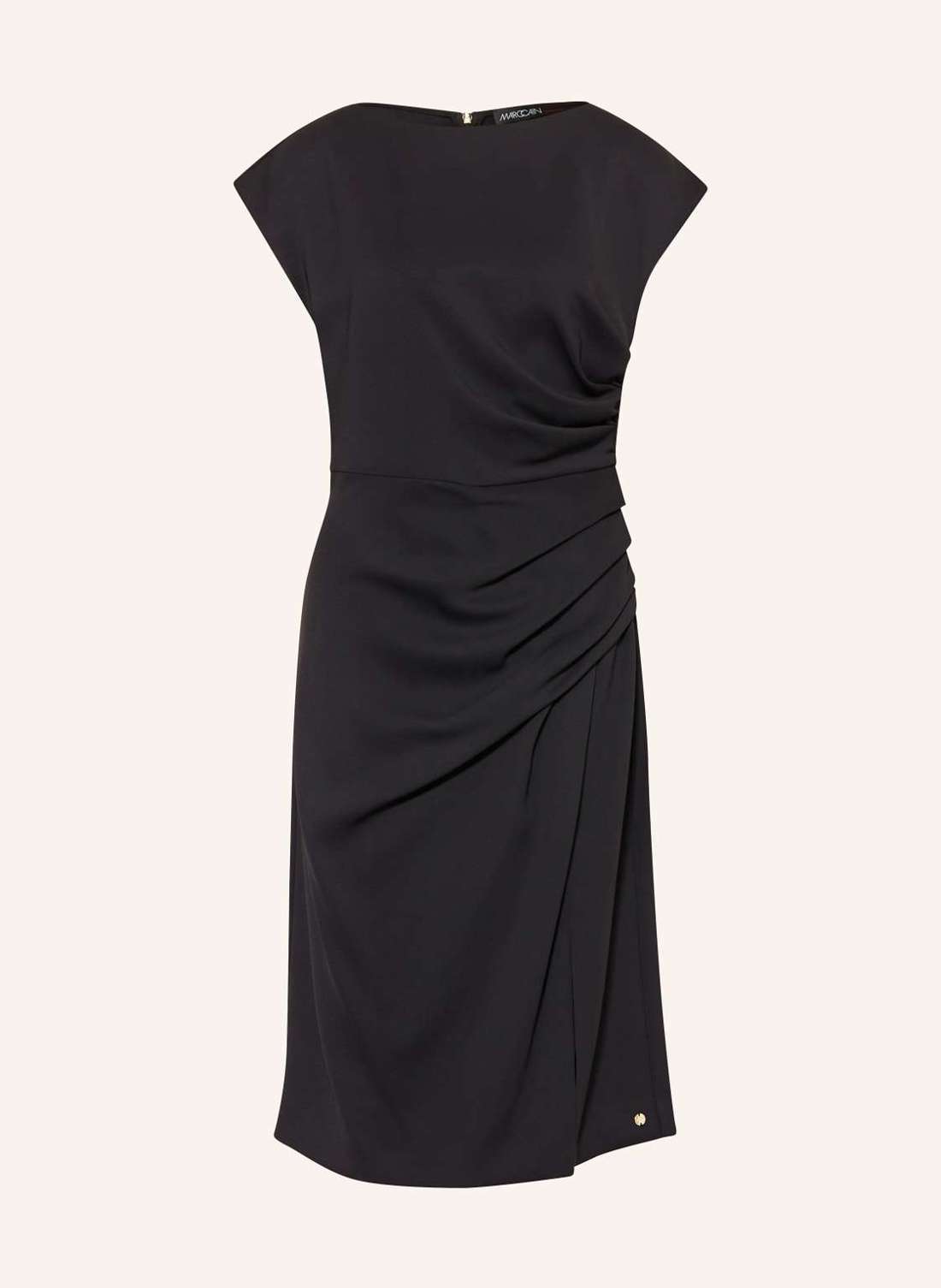 Платье-футляр с драпировкой