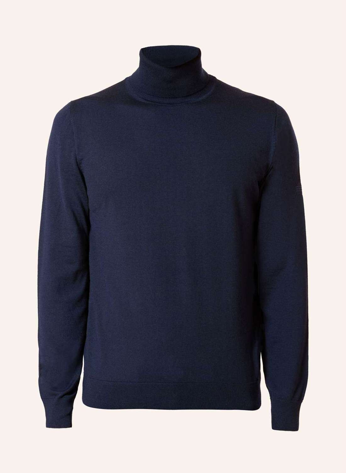 Пуловер с высоким воротником