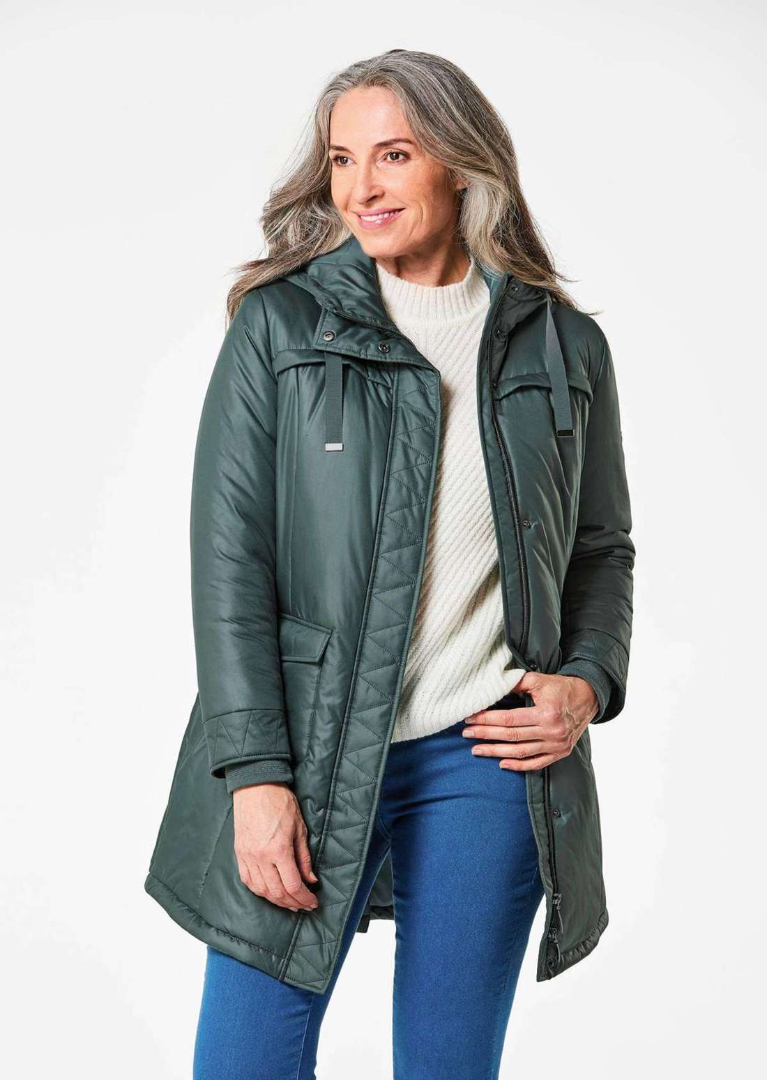 Спортивный анорак с теплой подкладкой.