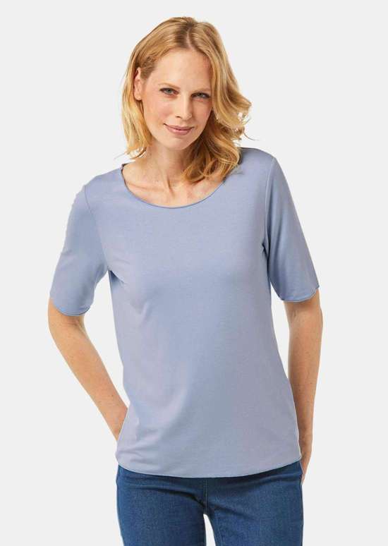 Комбинированная рубашка с короткими рукавами и декоративной каймой в тон.