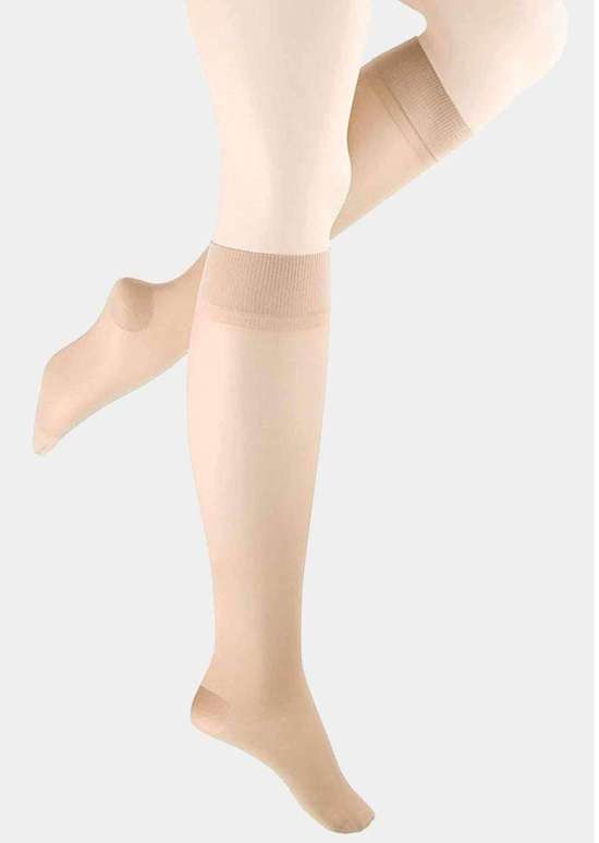 Легкие компрессионные гольфы в упаковке по 2 штуки.