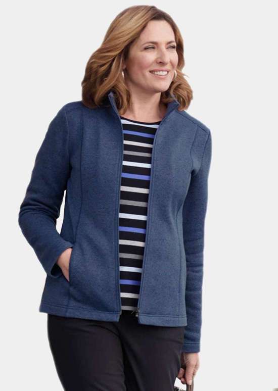 Приятная мягкая вязаная куртка из флиса