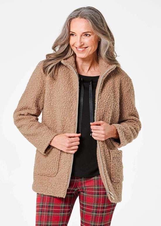 Тедди-жакет с воротником стойкой