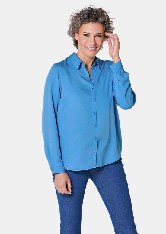 Блузка-рубашка с планкой на пуговицах во всю длину