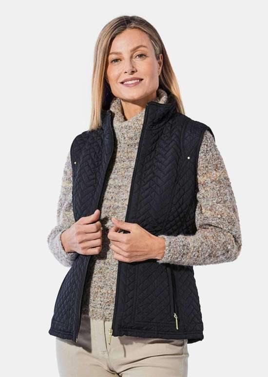 Жилет на плюшевой подкладке больших размеров