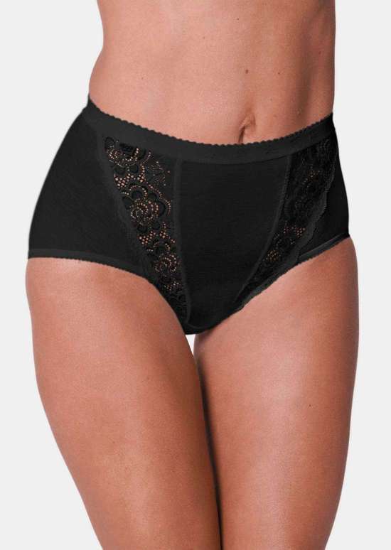 Набор из 4 трусов с кружевной вставкой на талии.