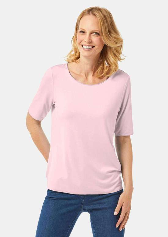 Комбинированная рубашка с короткими рукавами и декоративной каймой в тон.