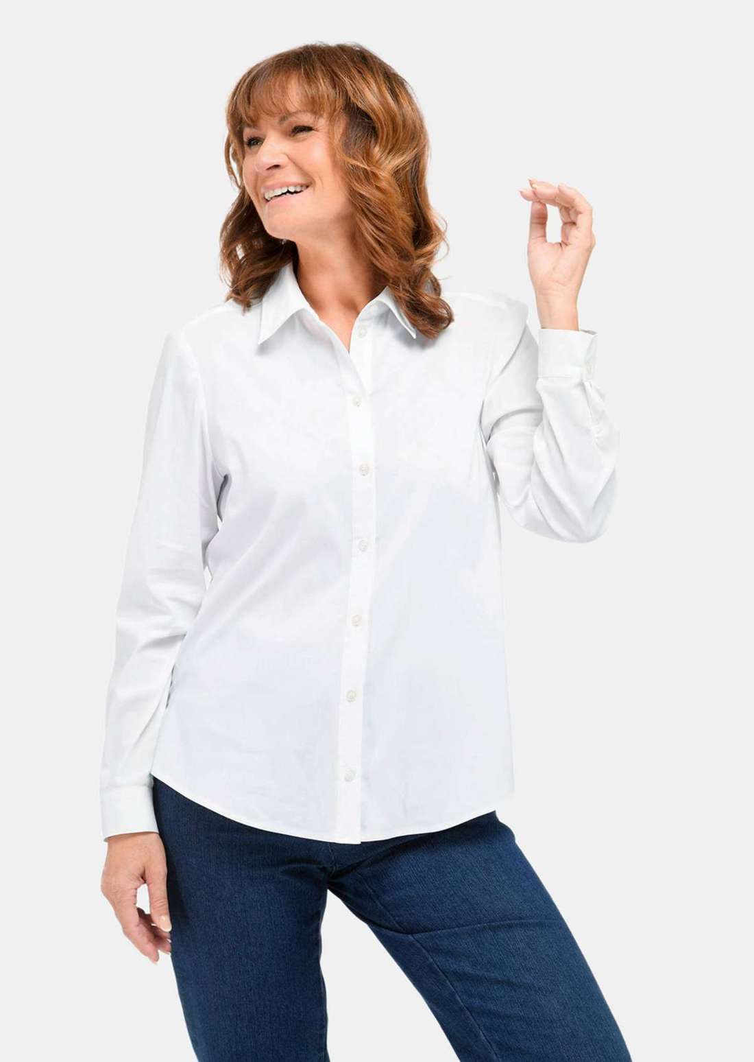 Базовая блузка с длинными рукавами и эластаном.