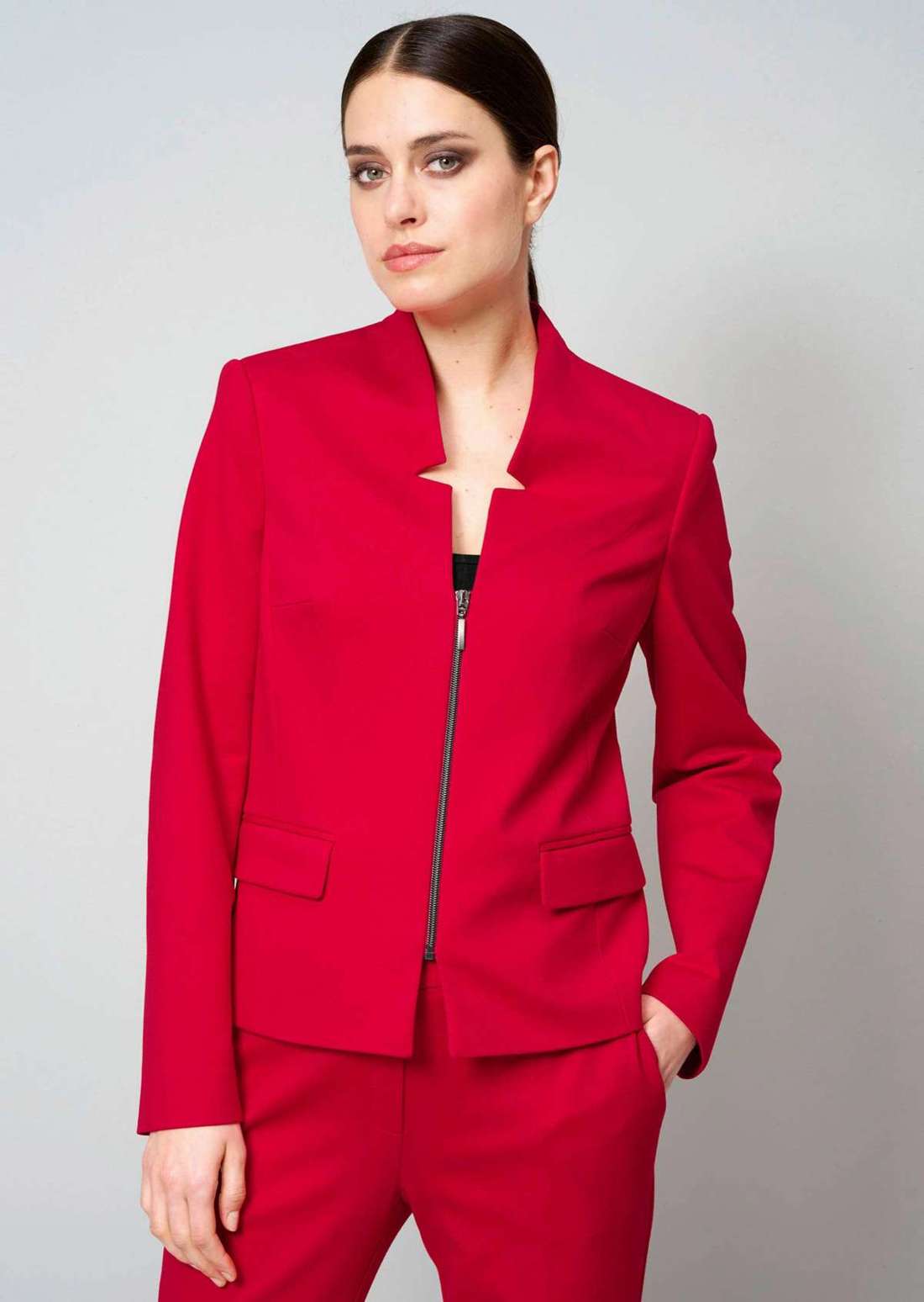 Блейзер на молнии