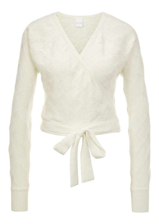 Кардиган женственной формы с запахом.