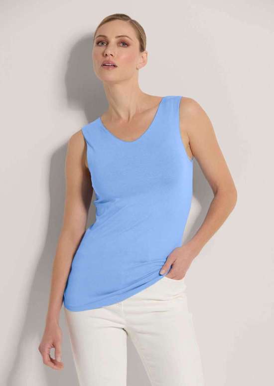 Топ без рукавов с круглым вырезом