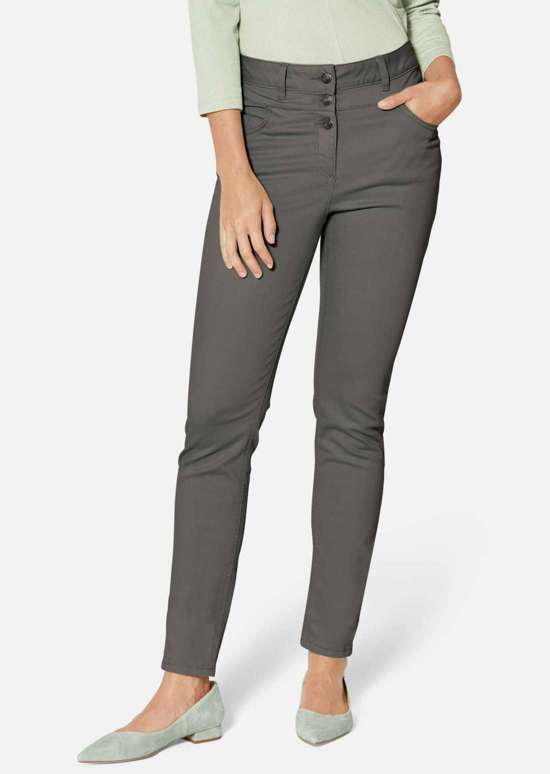 Джинсы с высокой талией из стрейча.