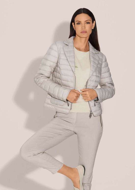 Стеганая куртка с легким утеплителем