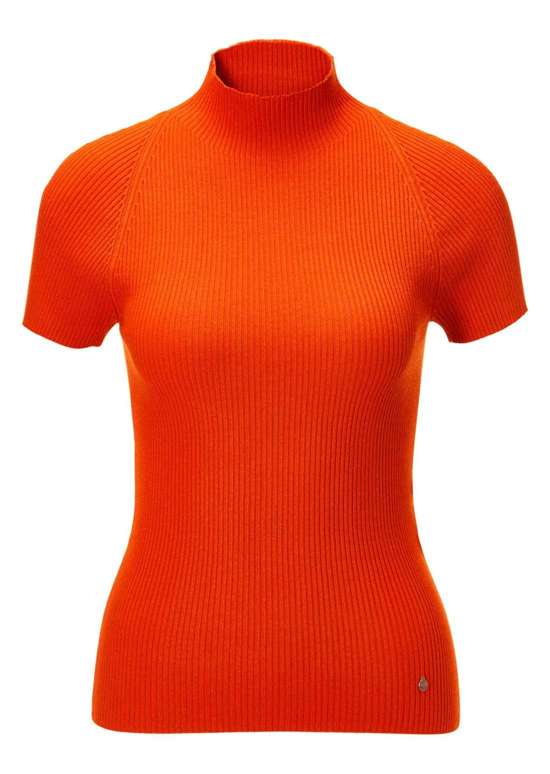 Вязаный свитер с короткими рукавами