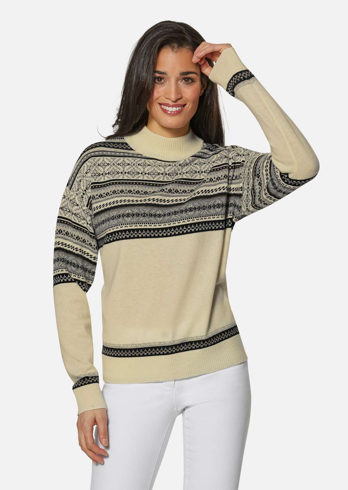Жаккардовый свитер в норвежском стиле