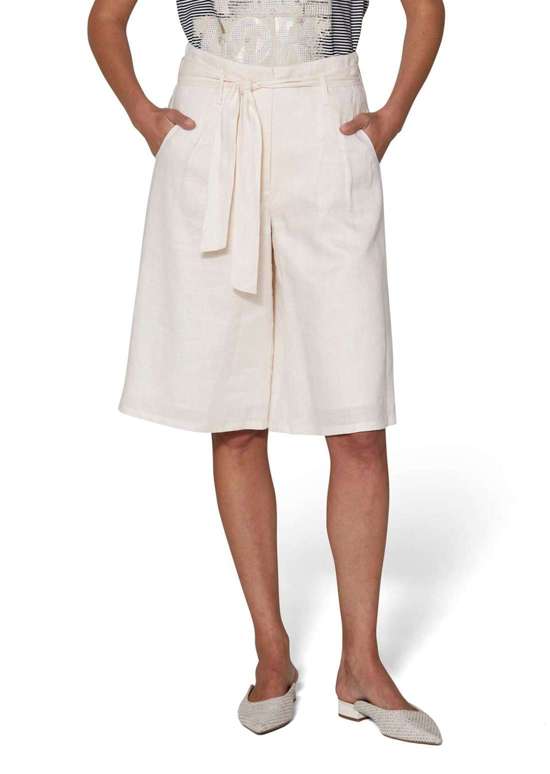 Льняные шорты-бермуды с завышенной талией