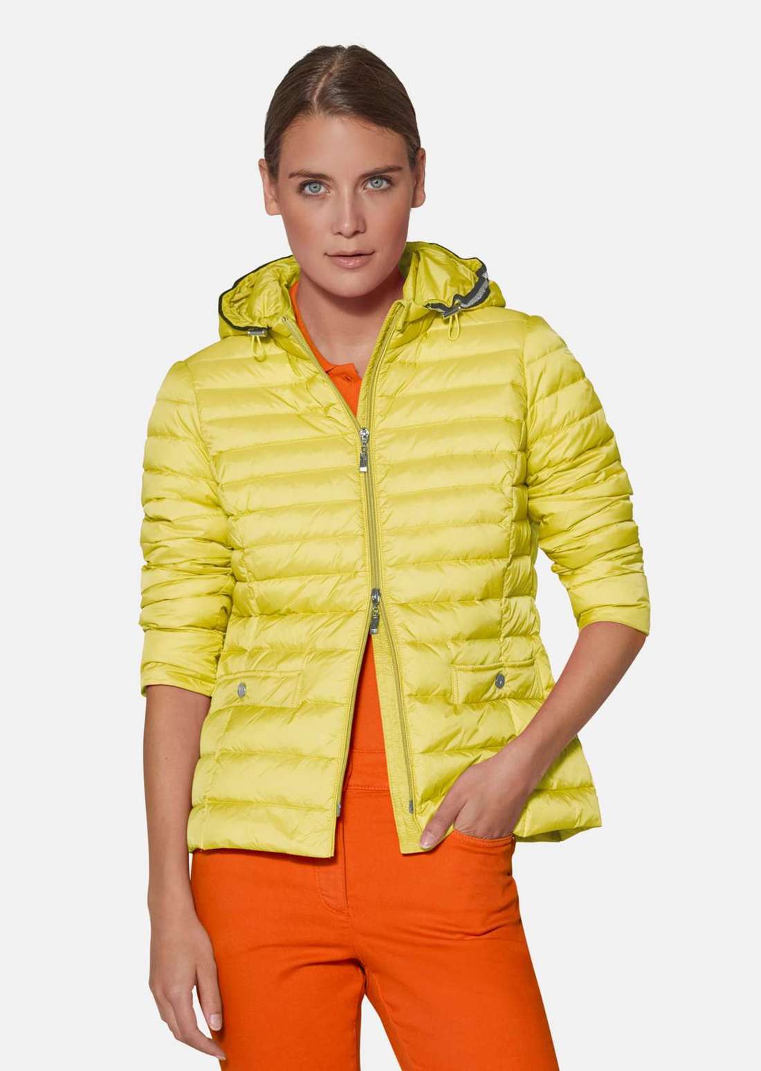 Легкая стеганая куртка