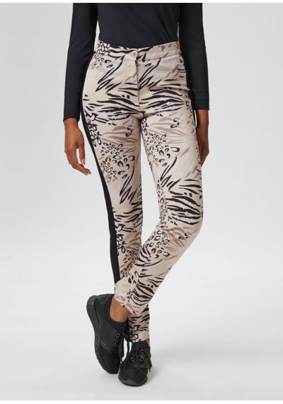 Узкие брюки с абстрактным принтом и декоративными полосками.