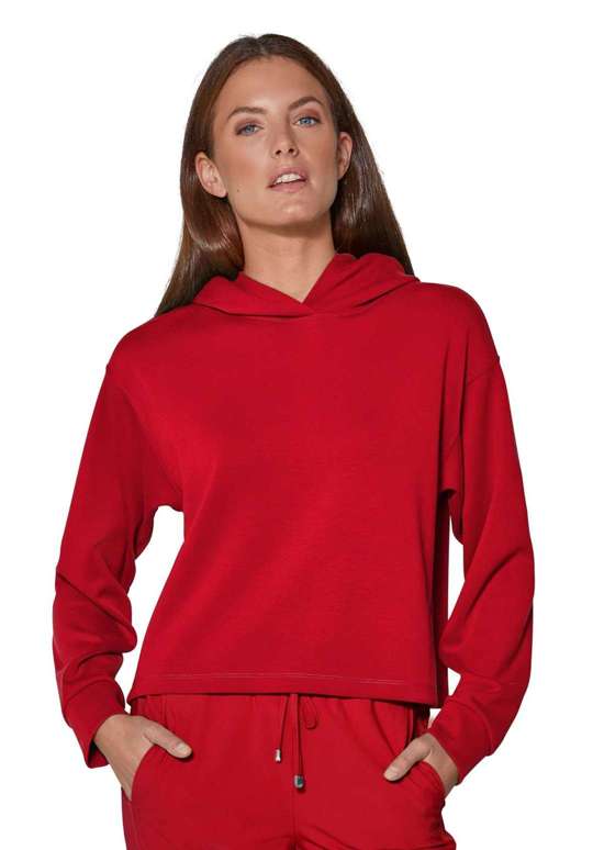 Толстовка с капюшоном повседневного свободного кроя.