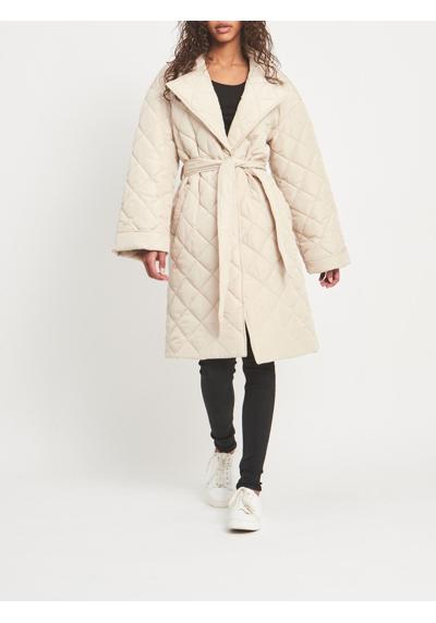 Короткое пальто, переходное пальто на легкой подкладке, удлиненная стеганая куртка VICHRIS 4625 бежевого цвета.