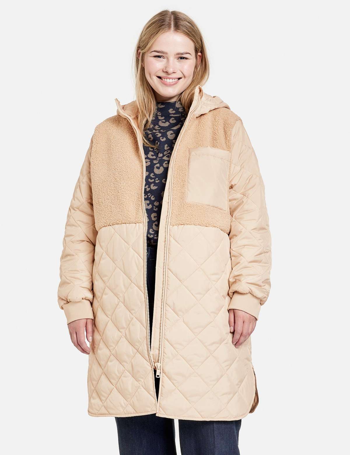 Зимнее пальто-переходная куртка с мехом тедди