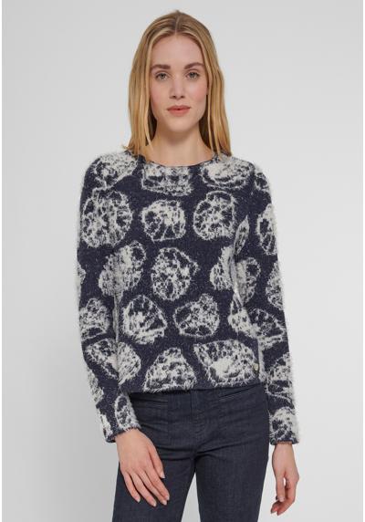 Вязаный свитер-джемпер