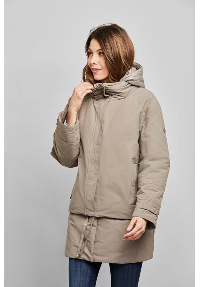 Короткое пальто из серии многофункциональной умной одежды.