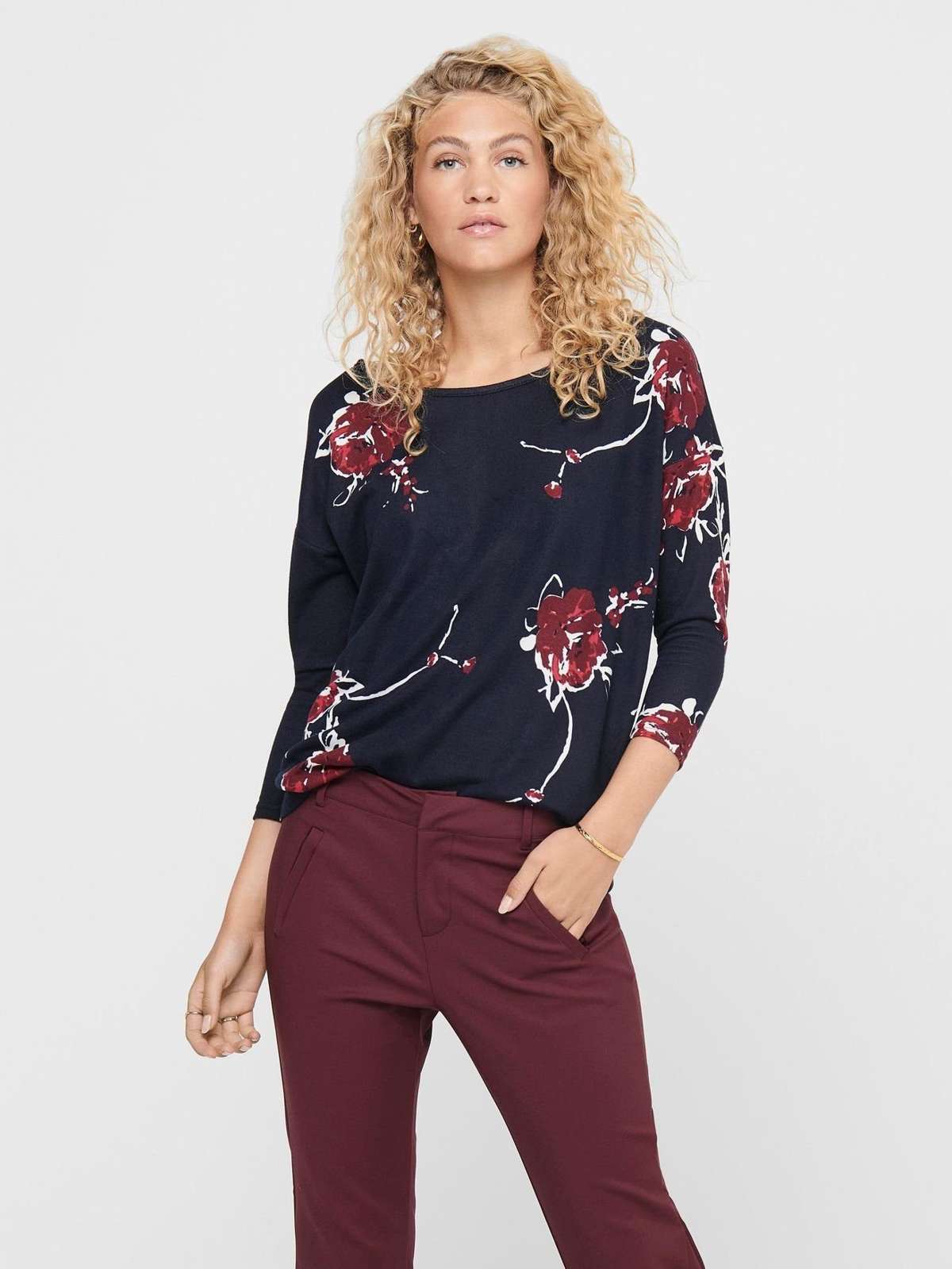 Длинный пуловер с принтом, рубашка с рукавами 3/4 Тонкий пуловер с круглым вырезом и узором ONLELCOS 5117 в цвете Черный-6