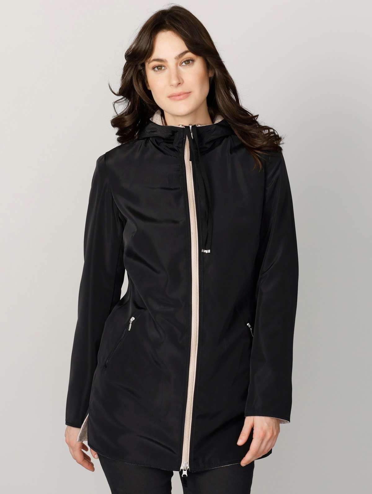 Двусторонняя куртка Двусторонняя куртка с возможностью индивидуального ношения