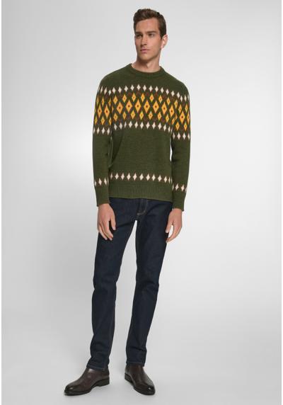 Жаккардовый шерстяной свитер современного дизайна.