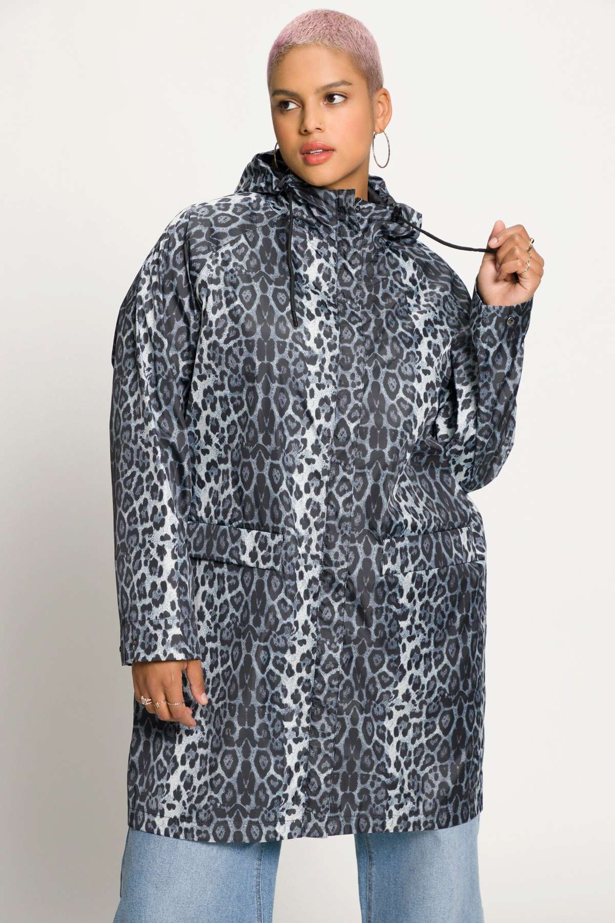 Зимнее пальто плащ непромокаемый с капюшоном с леопардовым принтом и застежкой-молнией