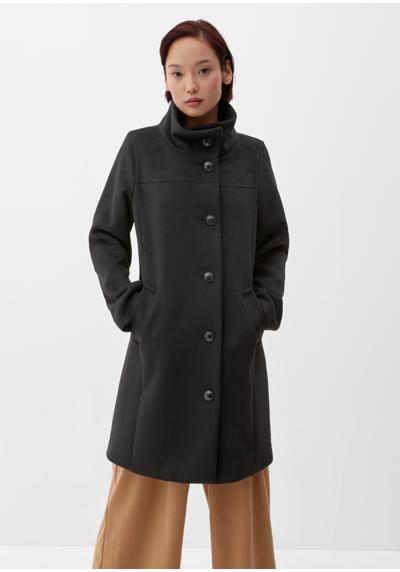 Функциональное пальто из смесовой шерсти в классическом стиле.