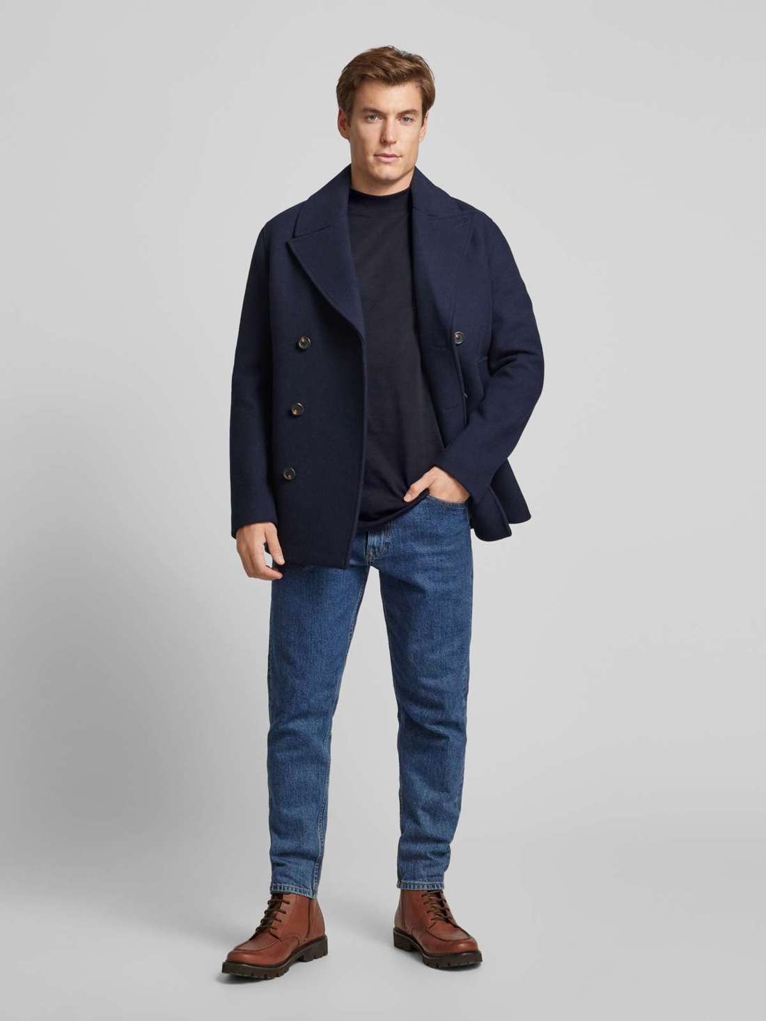 Длинный рукав с ребристыми манжетами