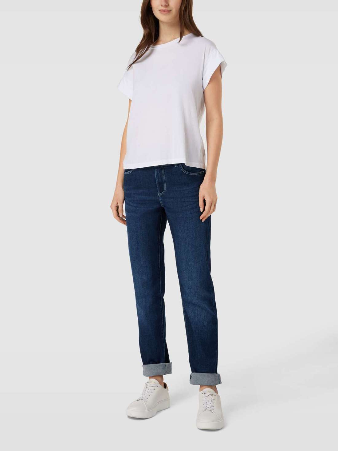 Джинсы с пятью карманами