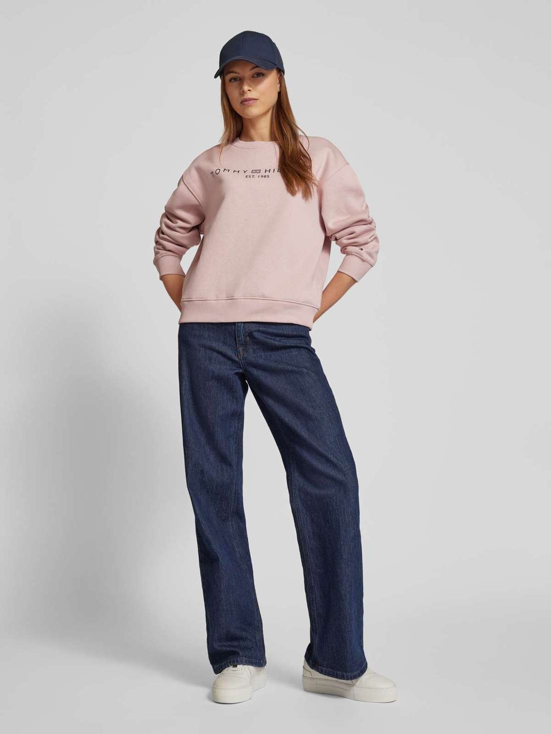 Толстовка обычного кроя с вышитым логотипом