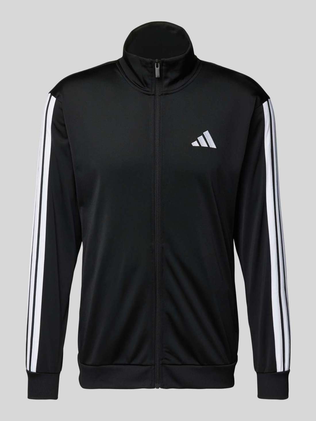 Толстовка с вышитым логотипом