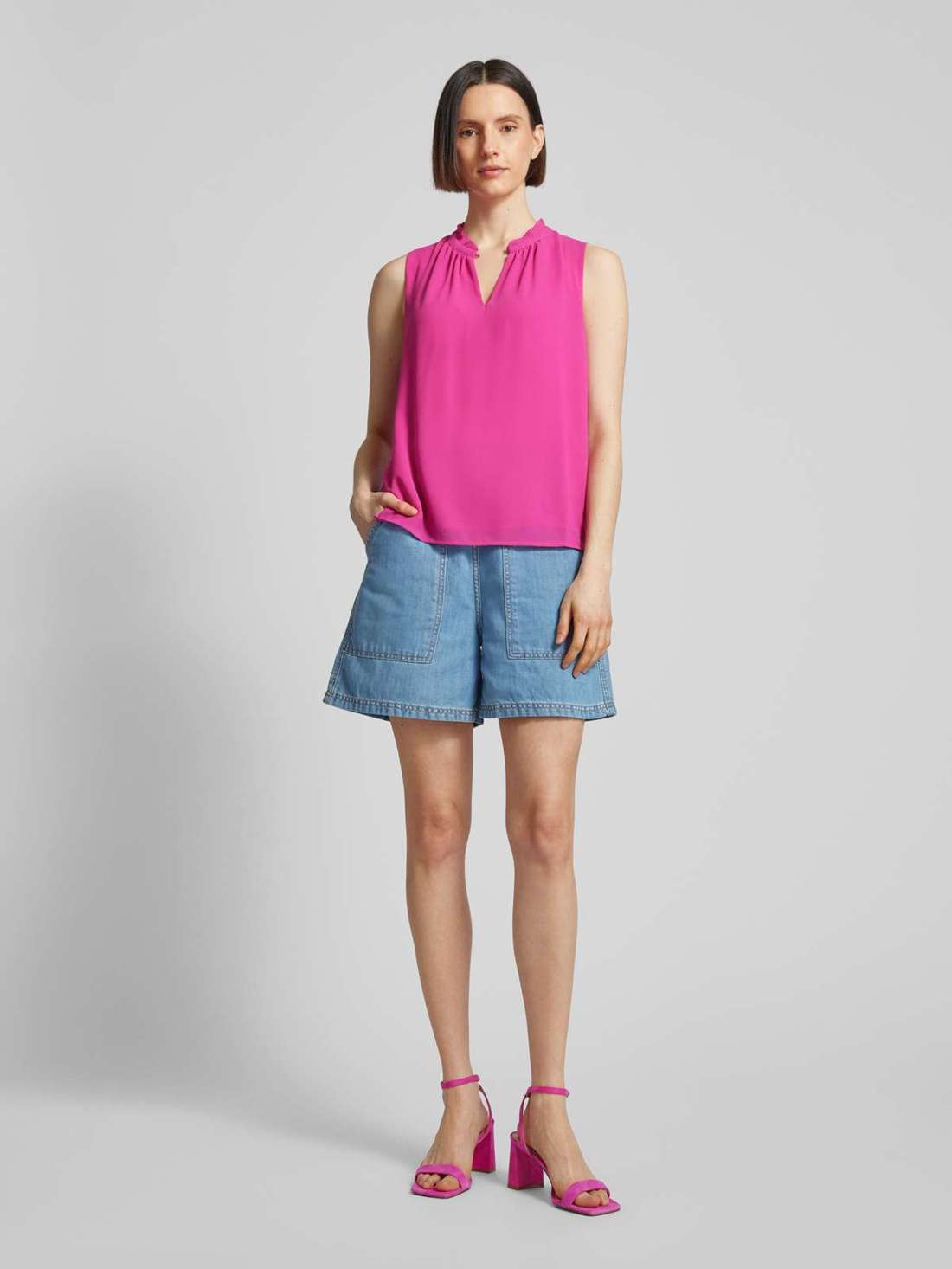 Шифоновая блузка-топ с вырезом «капля»