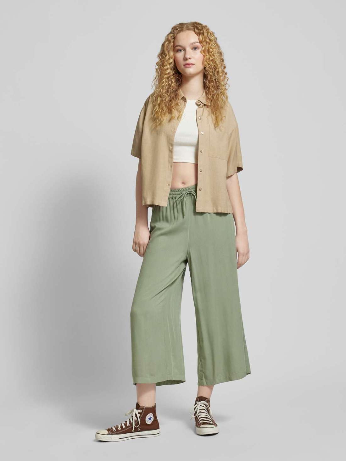 Расклешенные брюки с кулиской NYA