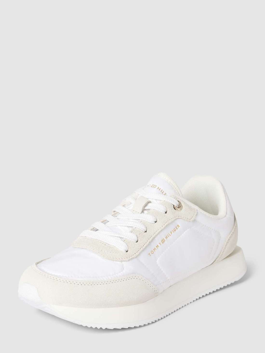 Кожаные кроссовки с надписью на этикетке ESSENTIAL