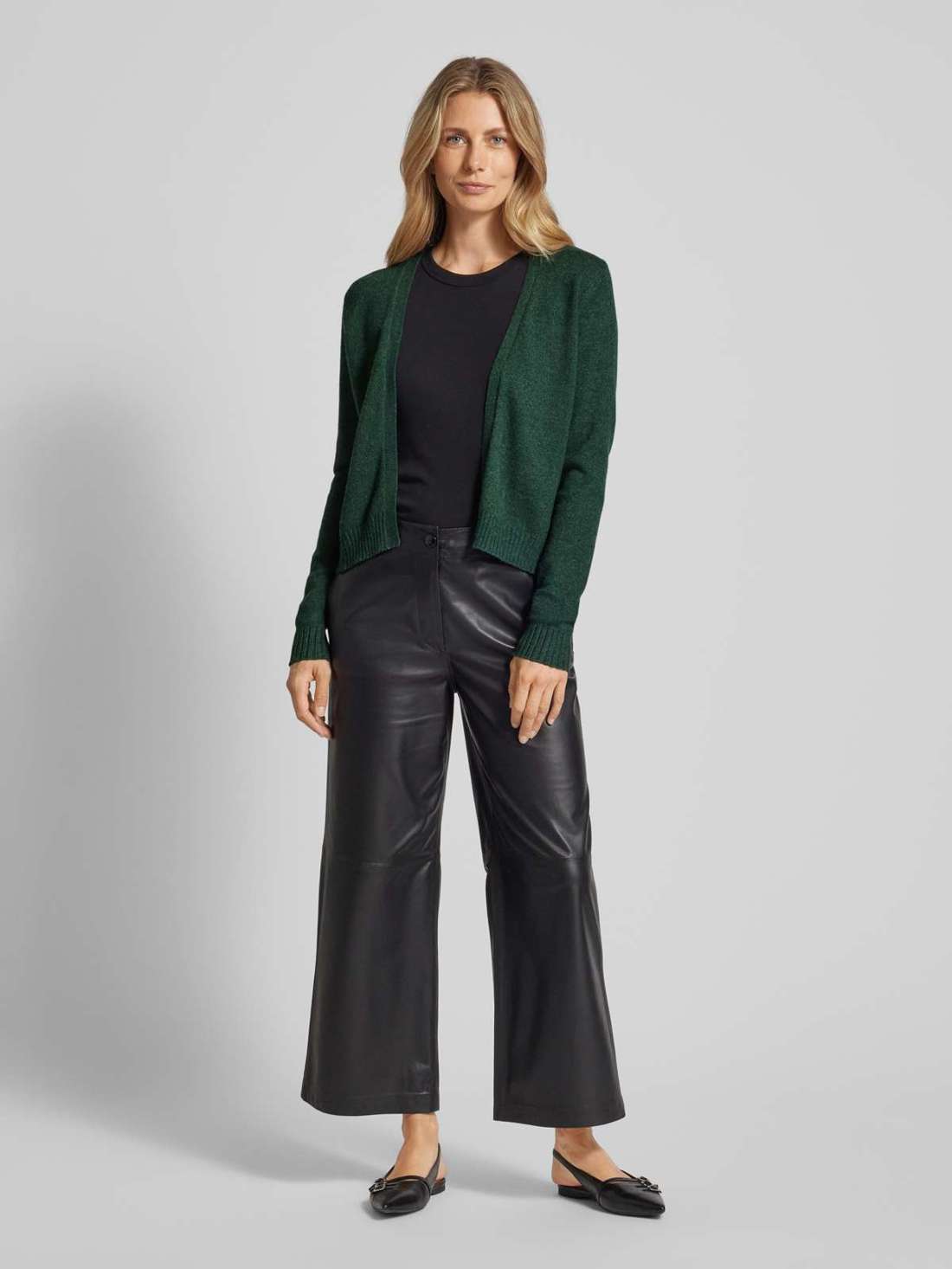 Вязаный кардиган с открытым передом